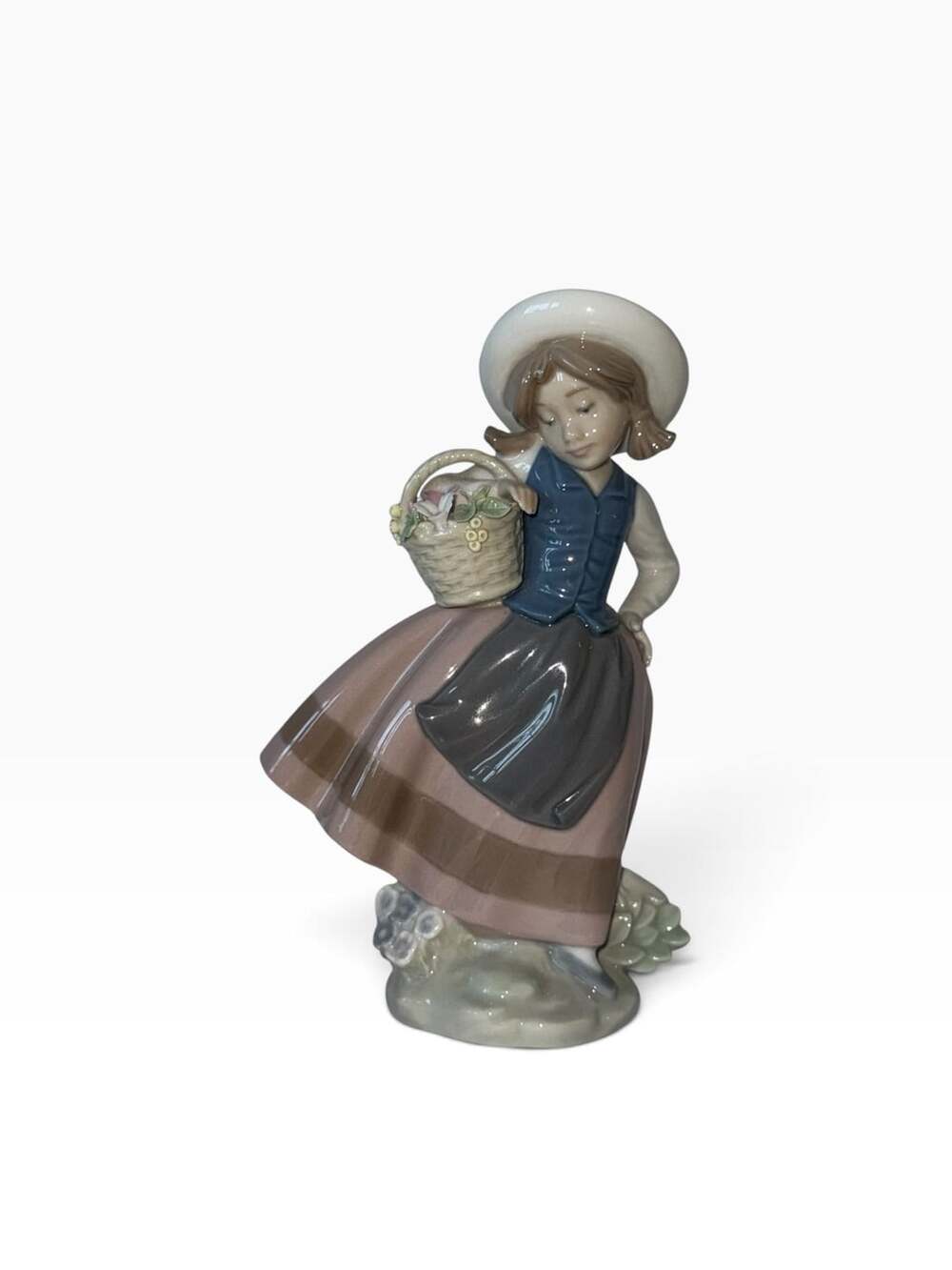 Lladro Sweet Scent Figurine 5221 Girl Flower Basket